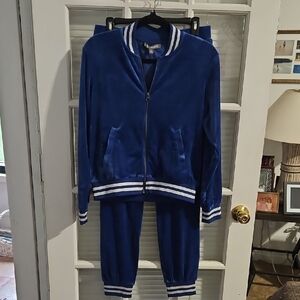 NWT Kate & Mallory Blue Velour 2 PC Track Suit. Sz Medium